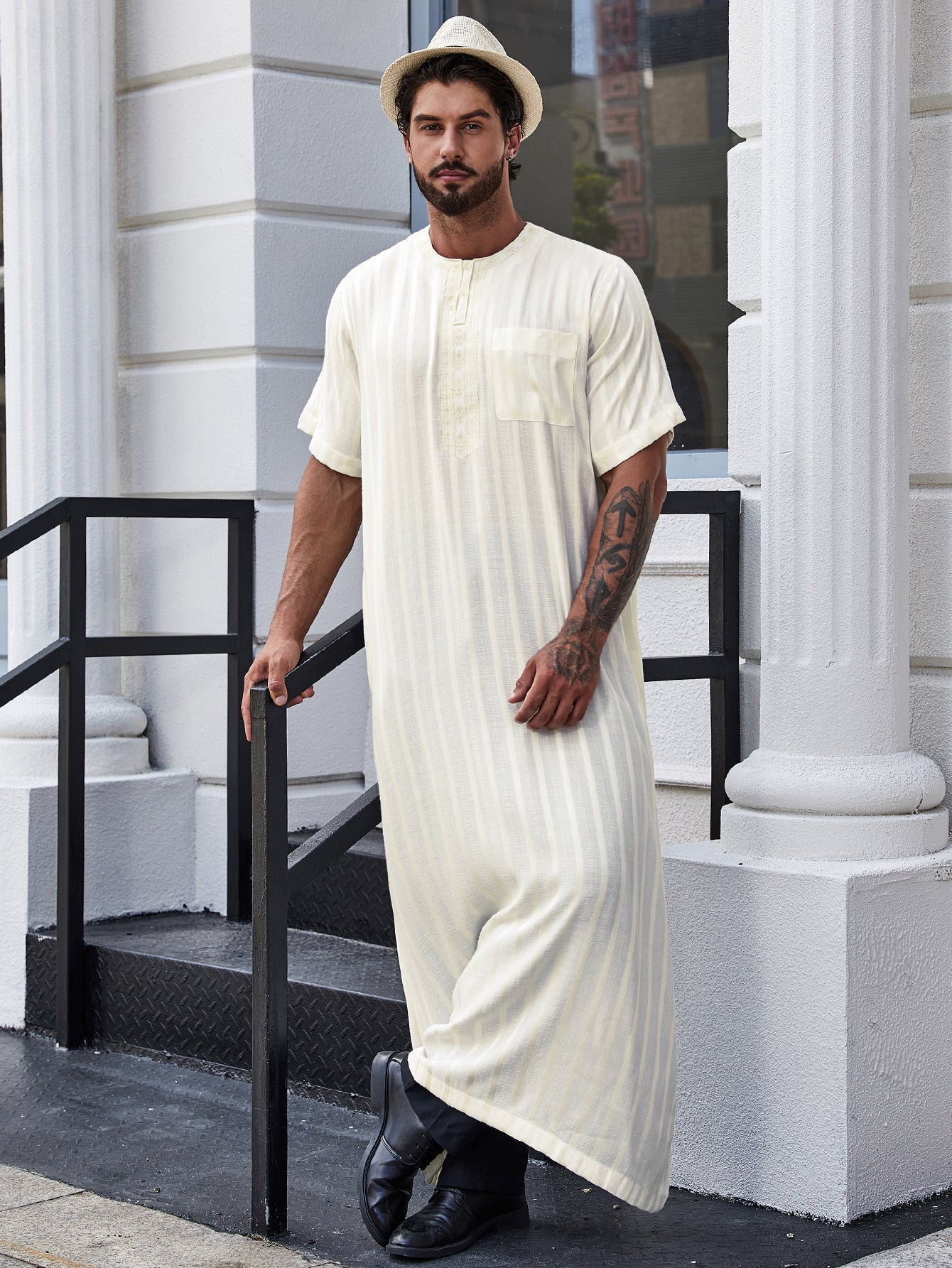 Ramadan Stylish Men's Muslim Robe Shirt With Vertical Stripes And Pock – PRINGBUD ISLAMIC CLOTHING Ramadan Stylish Men's Muslim Robe Shirt With Vertical Stripes And Pock – PRINGBUD ISLAMIC CLOTHING