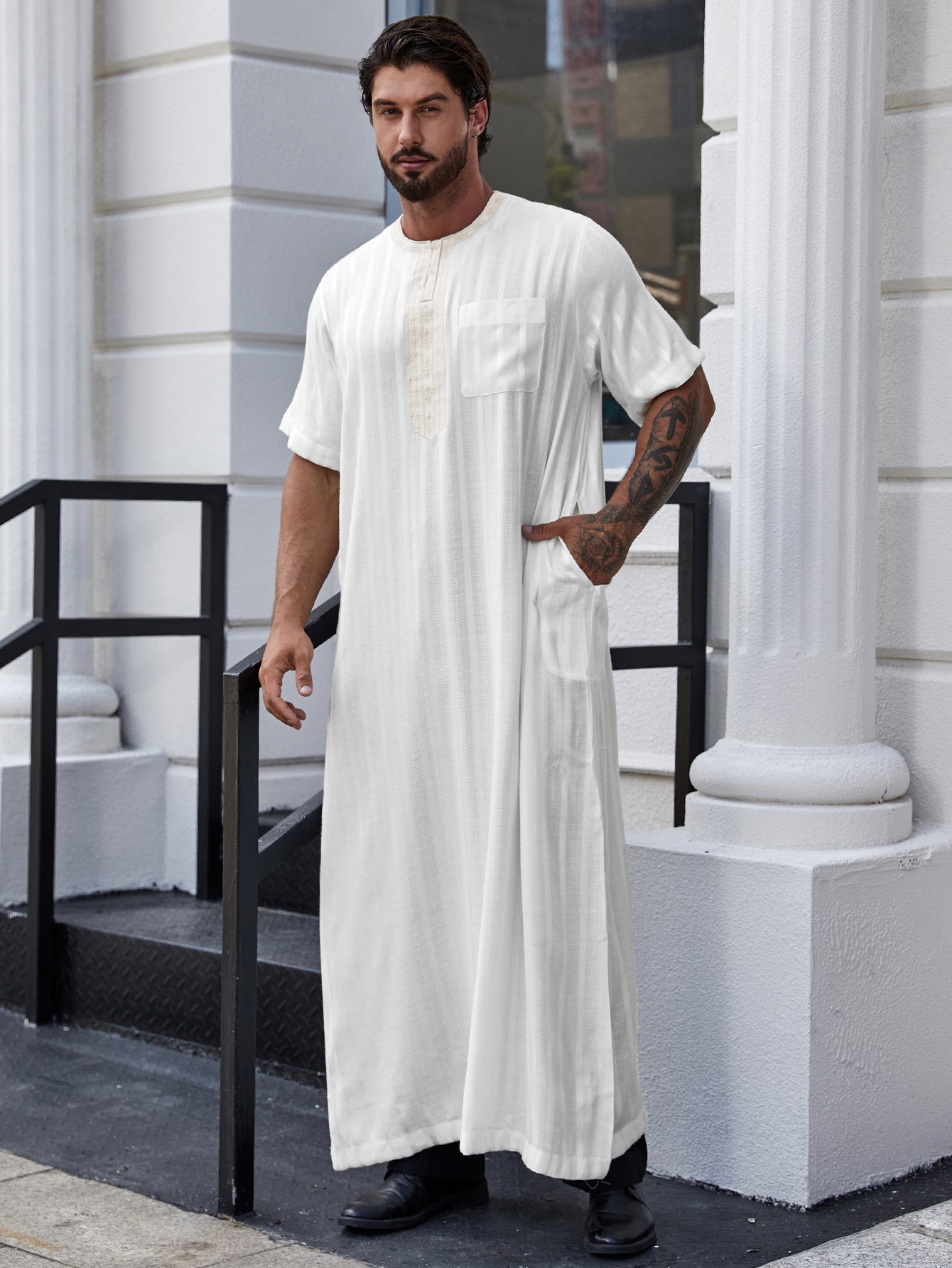 Ramadan Stylish Men's Muslim Robe Shirt With Vertical Stripes And Pocket - Islam Abaya Perfect For Casual And Formal Occasions 181-18