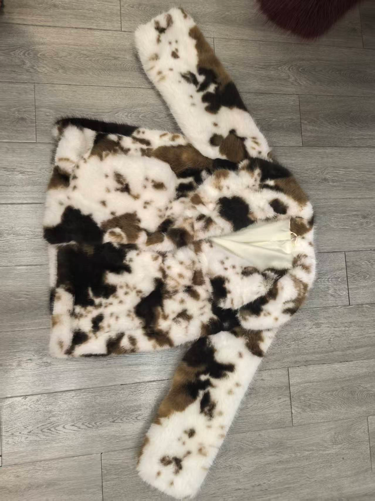 Women's Short Thick Warm Eco-Friendly Faux Fur Jacket wholesale manufacturer style 23067 view 2