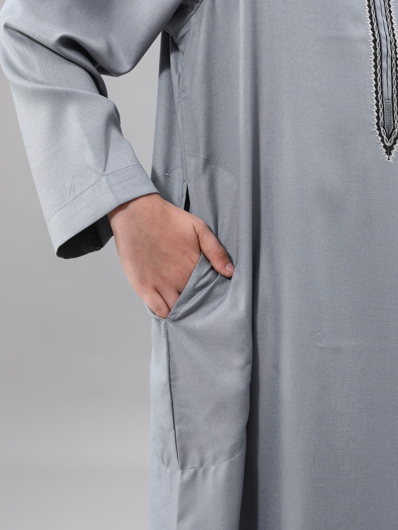 Moroccan Embroidered Long Sleeve Boys Thobe Wholesale Ready to Ship | KID0028 wholesale KID0028 image 6