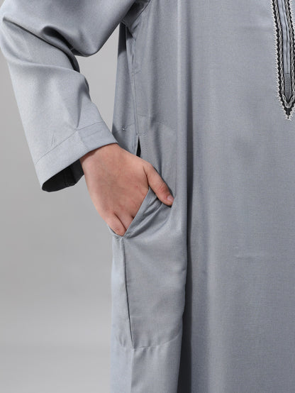 Moroccan Embroidered Long Sleeve Boys Thobe Wholesale Ready to Ship | KID0028 wholesale KID0028 image 6