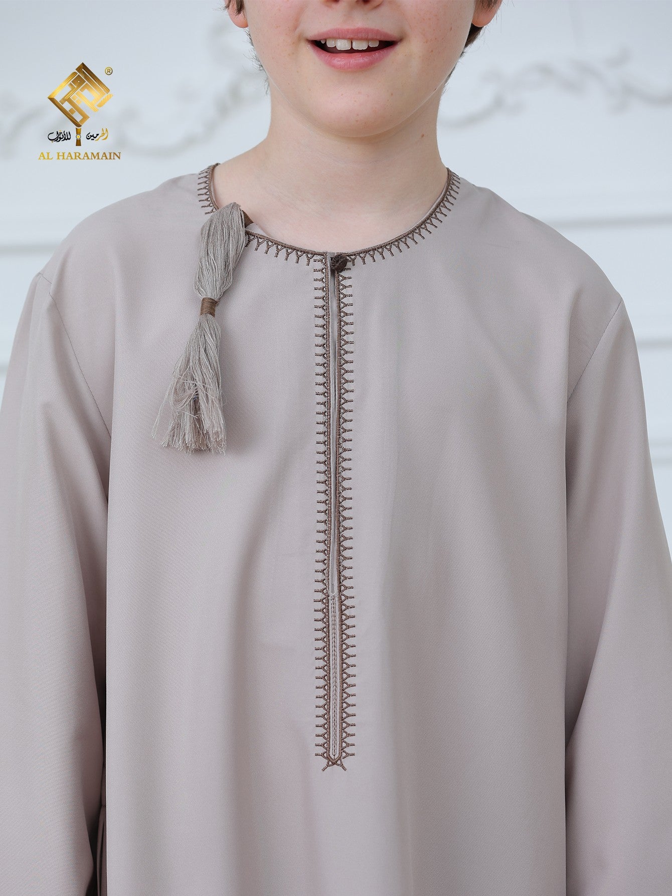 Omani Tassel Long Sleeve Boys Thobe Wholesale Ready to Ship | KID0013 wholesale KID0013 image 7