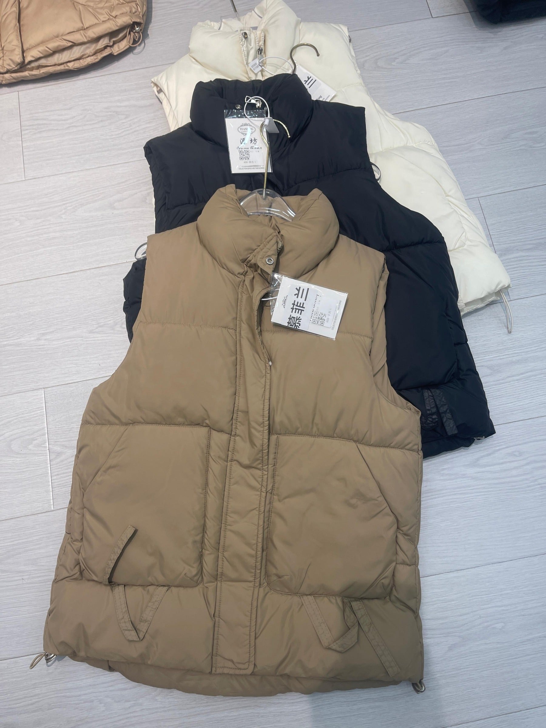 Women's Hooded Puffer Vest wholesale PB-PJ-2026-014 image 1