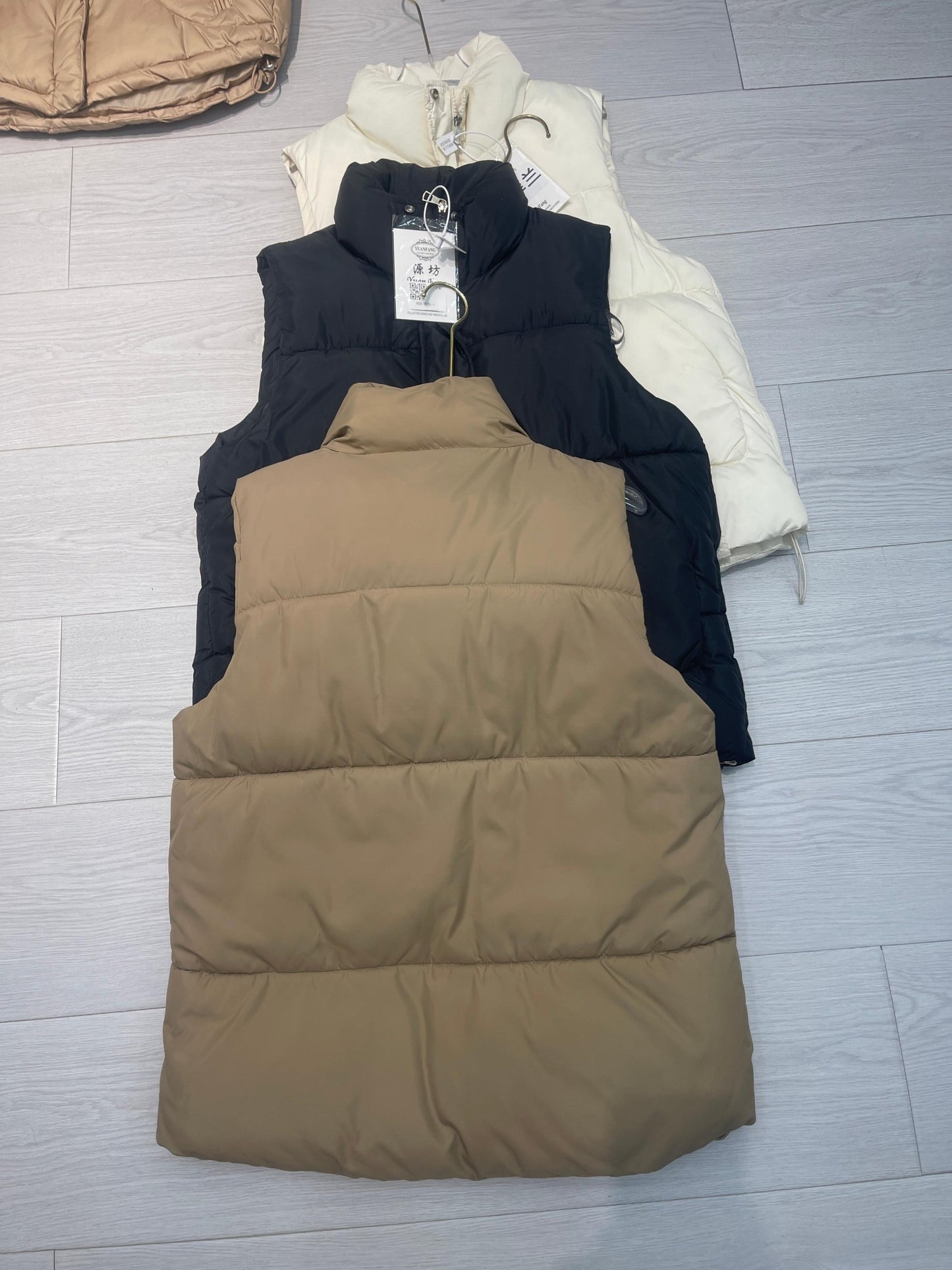 Women's Hooded Puffer Vest wholesale PB-PJ-2026-014 image 2